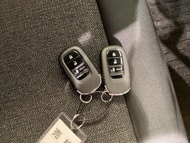 Ｎ－ＢＯＸカスタム ベースグレード　ベンチシ－ト　アクティブクルーズ　フルセグ対応　前席シートヒーター　イモビライザー　ＵＳＢ　運転席エアバッグ　スマートキー＆プッシュスタート　ＬＥＤヘッド　Ｂモニター　フリーキー（26枚目）