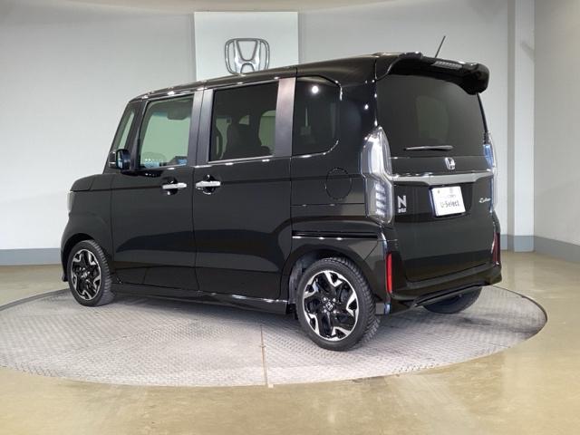Ｎ－ＢＯＸカスタム Ｇ・Ｌターボホンダセンシング　シートヒータ　ベンチ　横滑り防止システム　地デジフルセグ　ＴＶナビ　Ｗエアバック　サイドエアバック　ターボ車　ＵＳＢ　セキュリティアラーム　ＥＴＣ付　ＤＶＤ　ＬＥＤライト（5枚目）
