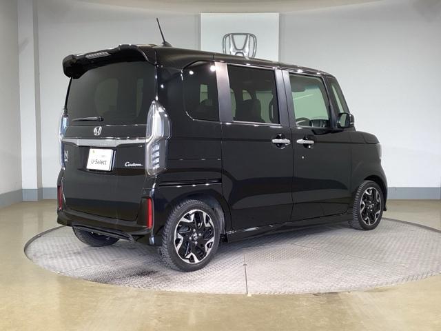 Ｎ－ＢＯＸカスタム Ｇ・Ｌターボホンダセンシング　シートヒータ　ベンチ　横滑り防止システム　地デジフルセグ　ＴＶナビ　Ｗエアバック　サイドエアバック　ターボ車　ＵＳＢ　セキュリティアラーム　ＥＴＣ付　ＤＶＤ　ＬＥＤライト（7枚目）