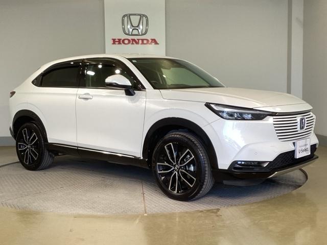 ヴェゼル ｅ：ＨＥＶＺ　Ｓヒータ　地デジフルセグＴＶ　電動テールゲート　サイドエアバッグ　後カメラ　前後障害物センサー　横滑防止装置　エアコン　ＬＥＤヘットライト　パワステ　ＵＳＢ接続　ナビＴＶ　エアバック（9枚目）