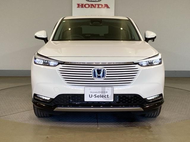 ヴェゼル ｅ：ＨＥＶＺ　Ｓヒータ　地デジフルセグＴＶ　電動テールゲート　サイドエアバッグ　後カメラ　前後障害物センサー　横滑防止装置　エアコン　ＬＥＤヘットライト　パワステ　ＵＳＢ接続　ナビＴＶ　エアバック（10枚目）