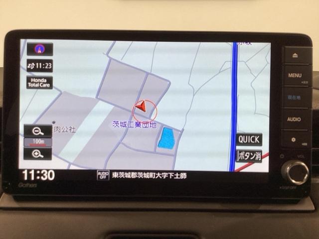 ヴェゼル ｅ：ＨＥＶＺ　Ｓヒータ　地デジフルセグＴＶ　電動テールゲート　サイドエアバッグ　後カメラ　前後障害物センサー　横滑防止装置　エアコン　ＬＥＤヘットライト　パワステ　ＵＳＢ接続　ナビＴＶ　エアバック（18枚目）