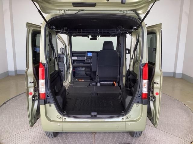 N-VAN+スタイル ファン・ターボ LEDヘットライト パワーウィンドウ エアバック イモビ オートクルーズ ターボ車 バックモニター USB ESC ETC車載器 両側スライドドア AAC DVD キーフリー PS(42枚目)