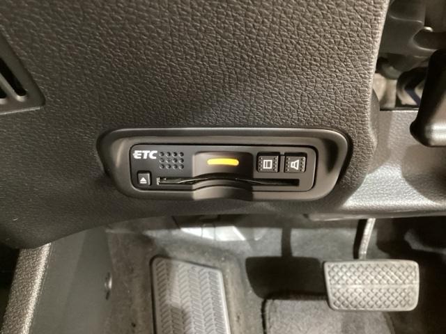 ヴェゼル X・ホンダセンシング 地デジチューナー USBポート LEDヘッド Wエアバッグ リヤカメ オートエアコン パワステ アクティブクルーズコントロール 盗難防止 ETC車載器 ナビTV Dレコ DVD(33枚目)