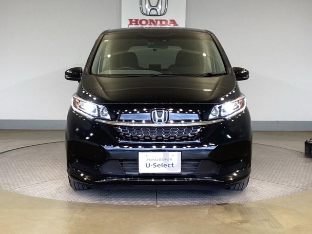 フリード＋ Ｇ　シートヒータ　誤発進抑制機能　オートクルーズ　スマキー　リアカメラ　フルオートエアコン　エアバッグ　イモビライザー　ＶＳＡ　両側電動ドア　キーフリー　ＬＥＤヘッド　Ｗエアバッグ　ＤＶＤ　ＡＢＳ（10枚目）