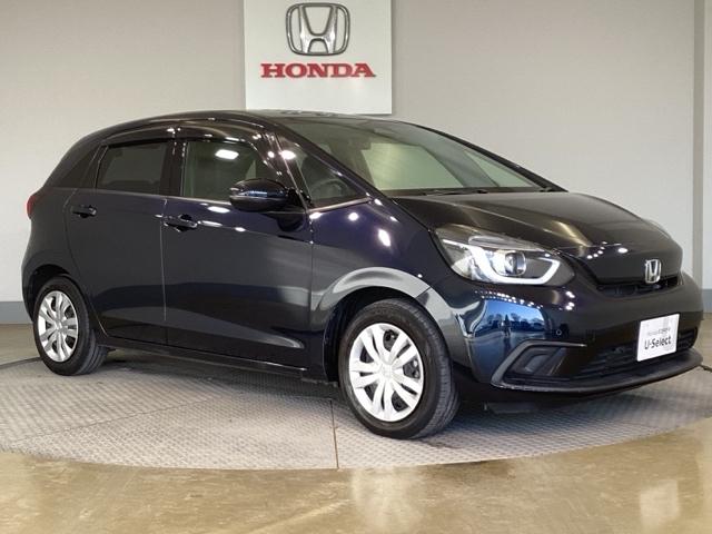 フィット ホーム　ＵＳＢポート　前後誤発進抑制　前後障害物センサー　オートライト　Ｗエアバック　ｉストップ　ＬＥＤヘットライト　スマ－トキ－　横滑り防止機能　ＥＴＣ車載器　盗難防止装置　ドラレコ　エアバッグ（9枚目）