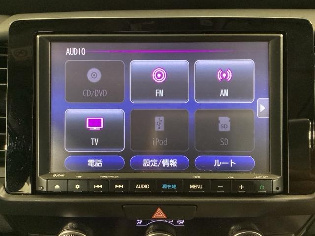 フィット ホーム　ＵＳＢポート　前後誤発進抑制　前後障害物センサー　オートライト　Ｗエアバック　ｉストップ　ＬＥＤヘットライト　スマ－トキ－　横滑り防止機能　ＥＴＣ車載器　盗難防止装置　ドラレコ　エアバッグ（21枚目）