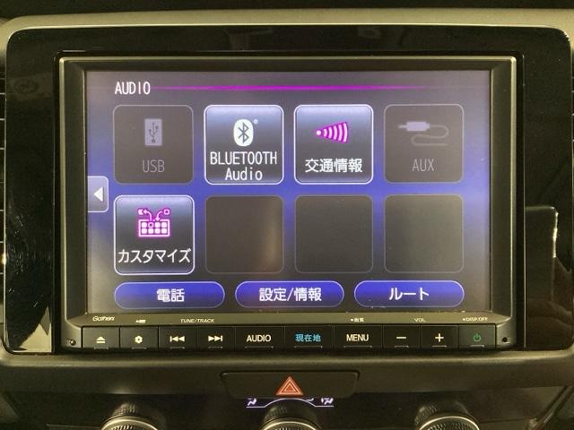 フィット ホーム　ＵＳＢポート　前後誤発進抑制　前後障害物センサー　オートライト　Ｗエアバック　ｉストップ　ＬＥＤヘットライト　スマ－トキ－　横滑り防止機能　ＥＴＣ車載器　盗難防止装置　ドラレコ　エアバッグ（22枚目）