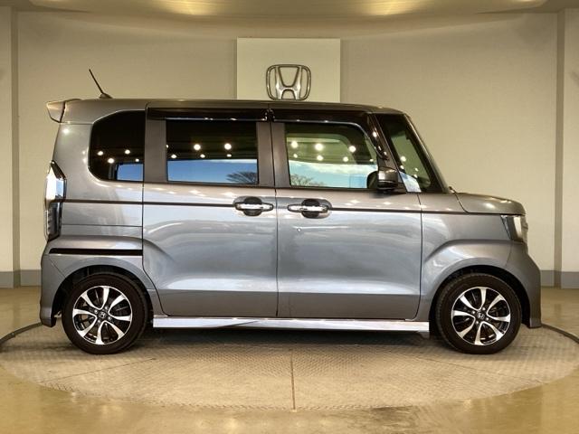 N-BOXカスタム G・Lホンダセンシング ヘッドライトLED キーレススタート ベンチシート オ-トエアコン ドライブレコ-ダ- パワステ DVDプレーヤー アイストップ エアB 地デジフルセグ ETC装備 USB接続(8枚目)