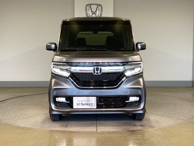 N-BOXカスタム G・Lホンダセンシング ヘッドライトLED キーレススタート ベンチシート オ-トエアコン ドライブレコ-ダ- パワステ DVDプレーヤー アイストップ エアB 地デジフルセグ ETC装備 USB接続(10枚目)