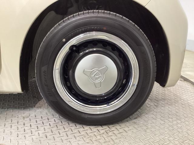 Ｎ－ＯＮＥ オリジナル　両席エアバック　サイドカーテンエアバック　盗難防止　ＬＥＤヘッド　スマキー　フルオートエアコン　ナビＴＶ　横滑り防止機能　Ｃソナー　ＤＶＤ　バックカメラ　ＥＴＣ　キーフリー　ｉストップ（44枚目）