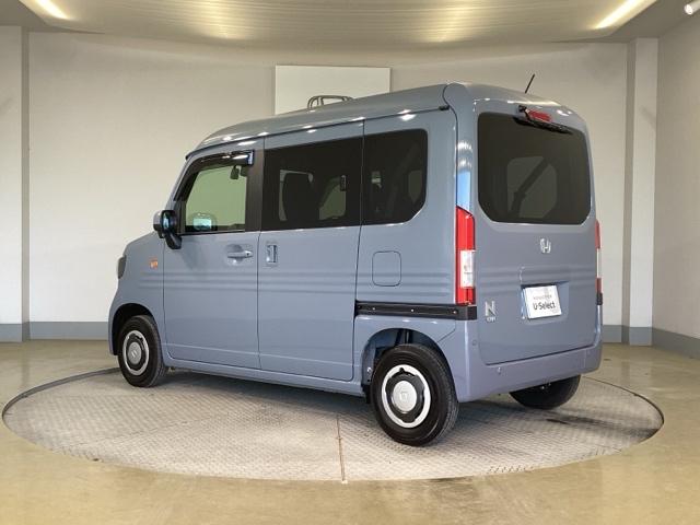 N-VAN ファン キーレスエントリーシステム オートクルーズ フルセグTV ETC パワーウィンドー パワーステアリング ドラレコ Rカメラ スマートキー ESC クリアランスソナー 盗難防止装置 両側スライド(5枚目)