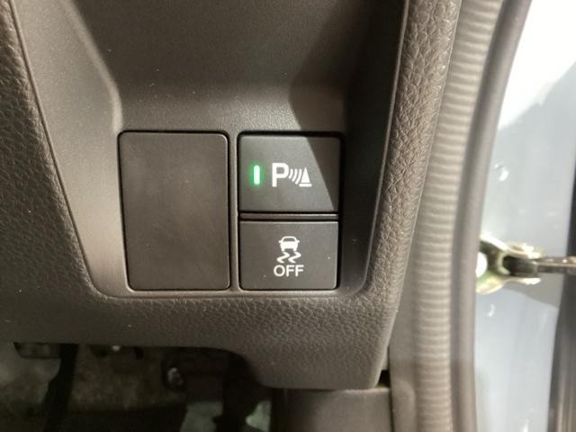 N-VAN ファン キーレスエントリーシステム オートクルーズ フルセグTV ETC パワーウィンドー パワーステアリング ドラレコ Rカメラ スマートキー ESC クリアランスソナー 盗難防止装置 両側スライド(28枚目)