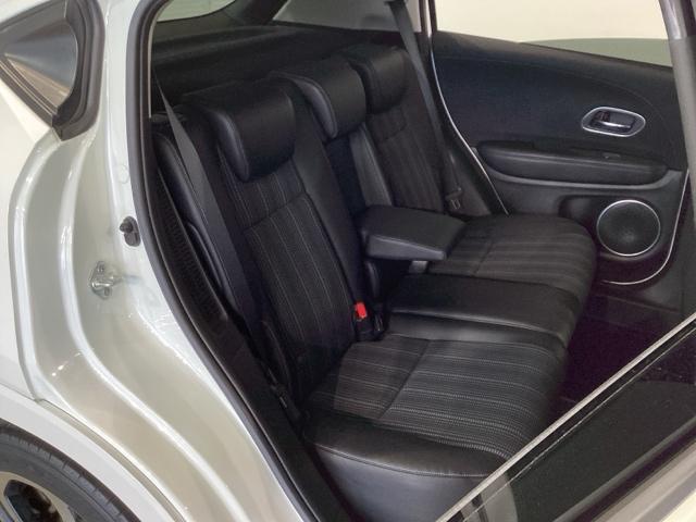 ヴェゼル ハイブリッドＺ・ホンダセンシング　地デジチューナー　スマートキ－　ドライブレコーダ　運転席助手席エアバッグ　ＥＳＣ　ＡＢＳ　イモビ　ＤＶＤ再生機能　サイドカーテンエアバック　ナビ＆ＴＶ　パワステ（38枚目）