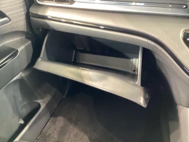 オデッセイハイブリッド e:HEVアブソルート・EXブラックエディション アイドリングストップ 地デジ Dレコ 試乗車UP Sヒーター Wエアコン ETC車載器 電動シ-ト レザーシート 盗難防止システム 3列シート VSA(36枚目)