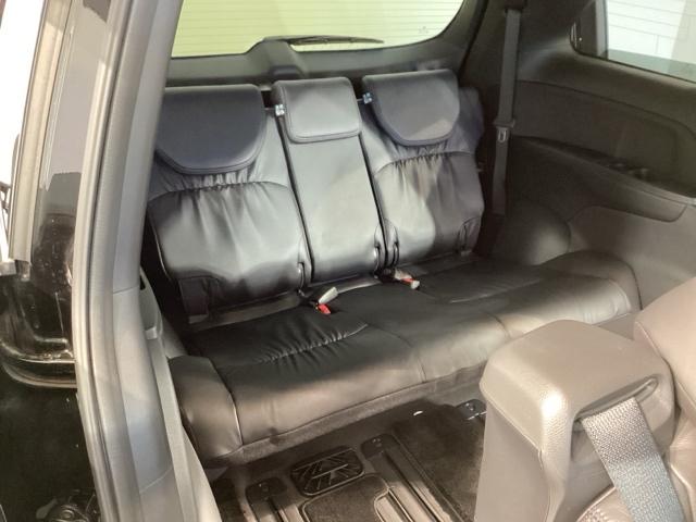 オデッセイハイブリッド e:HEVアブソルート・EXブラックエディション アイドリングストップ 地デジ Dレコ 試乗車UP Sヒーター Wエアコン ETC車載器 電動シ-ト レザーシート 盗難防止システム 3列シート VSA(41枚目)