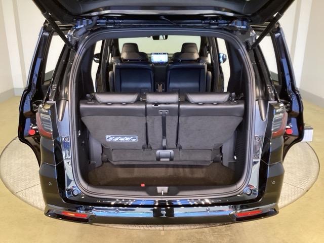 オデッセイハイブリッド e:HEVアブソルート・EXブラックエディション アイドリングストップ 地デジ Dレコ 試乗車UP Sヒーター Wエアコン ETC車載器 電動シ-ト レザーシート 盗難防止システム 3列シート VSA(42枚目)