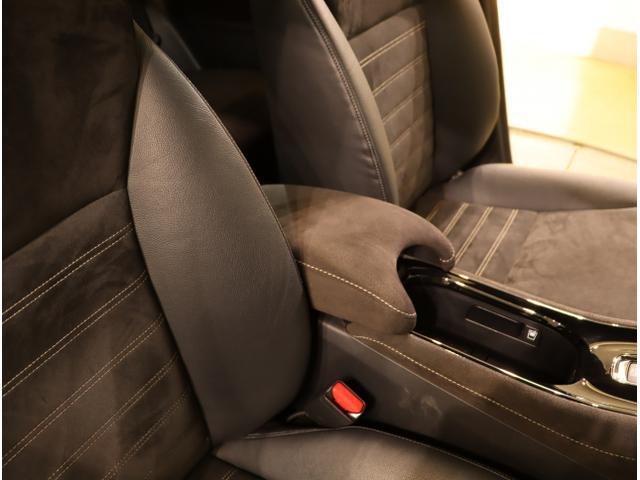 ヴェゼル ハイブリッドRS・ホンダセンシング ETC付 サイドSRS Rカメ フルオートエアコン USB接続 両席エアバック スマキー オートクルーズコントロール 衝突軽減ブレーキシステム TVナビ 横滑り防止(39枚目)