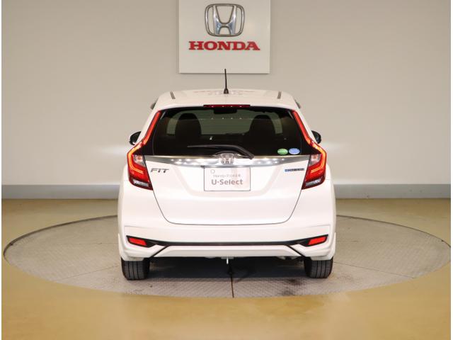 フィットハイブリッド Lホンダセンシング 軽減ブレーキ Rカメ LED サイドSRS 横滑り防止 ドライブレコーダー フルセグテレビ ナビTV パワーステアリング 盗難防止装置 オートクルーズ ETC車載器 DVD再生(12枚目)