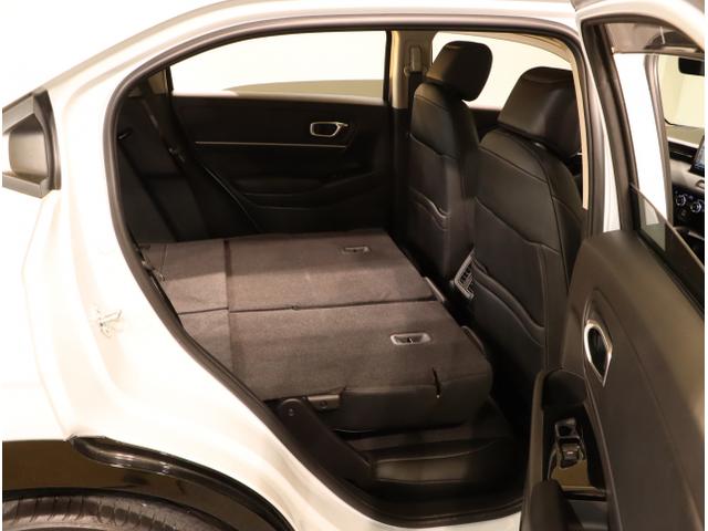 ヴェゼル ｅ：ＨＥＶＺ　衝突回避支援ブレーキ機能　スマキ　Ｐトランク　フルオートエアコン　Ｄレコ　エアバッグ　両席エアバック　Ｒカメ　パワーウィンドウ　ＬＥＤランプ　ソナー　クルーズＣ　ナビ＆ＴＶ　ＵＳＢ（47枚目）