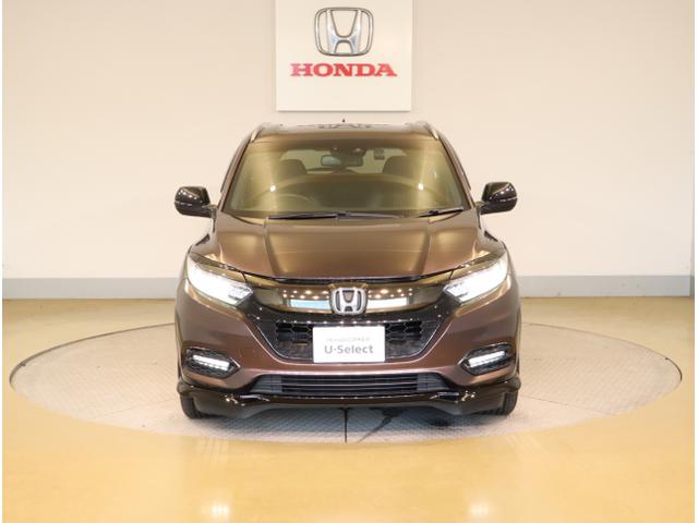 ヴェゼル ハイブリッドＲＳ・ホンダセンシング　ＥＴＣ付　サイドＳＲＳ　Ｒカメ　フルオートエアコン　ＵＳＢ接続　両席エアバック　スマキー　オートクルーズコントロール　衝突軽減ブレーキシステム　ＴＶナビ　横滑り防止（10枚目）