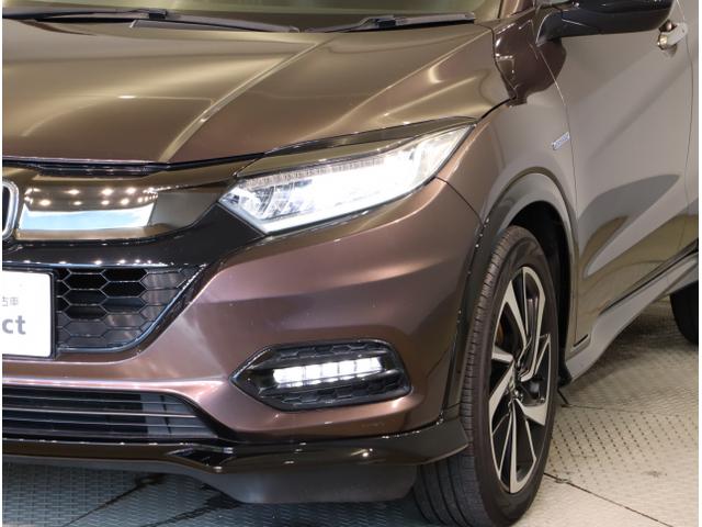 ヴェゼル ハイブリッドＲＳ・ホンダセンシング　ＥＴＣ付　サイドＳＲＳ　Ｒカメ　フルオートエアコン　ＵＳＢ接続　両席エアバック　スマキー　オートクルーズコントロール　衝突軽減ブレーキシステム　ＴＶナビ　横滑り防止（11枚目）