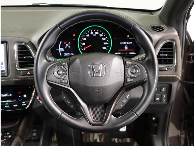 ヴェゼル ハイブリッドＲＳ・ホンダセンシング　ＥＴＣ付　サイドＳＲＳ　Ｒカメ　フルオートエアコン　ＵＳＢ接続　両席エアバック　スマキー　オートクルーズコントロール　衝突軽減ブレーキシステム　ＴＶナビ　横滑り防止（15枚目）