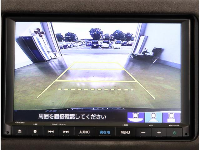 ヴェゼル ハイブリッドＲＳ・ホンダセンシング　ＥＴＣ付　サイドＳＲＳ　Ｒカメ　フルオートエアコン　ＵＳＢ接続　両席エアバック　スマキー　オートクルーズコントロール　衝突軽減ブレーキシステム　ＴＶナビ　横滑り防止（24枚目）