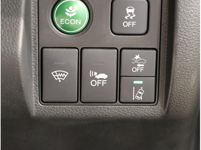 ヴェゼル ハイブリッドＲＳ・ホンダセンシング　ＥＴＣ付　サイドＳＲＳ　Ｒカメ　フルオートエアコン　ＵＳＢ接続　両席エアバック　スマキー　オートクルーズコントロール　衝突軽減ブレーキシステム　ＴＶナビ　横滑り防止（29枚目）