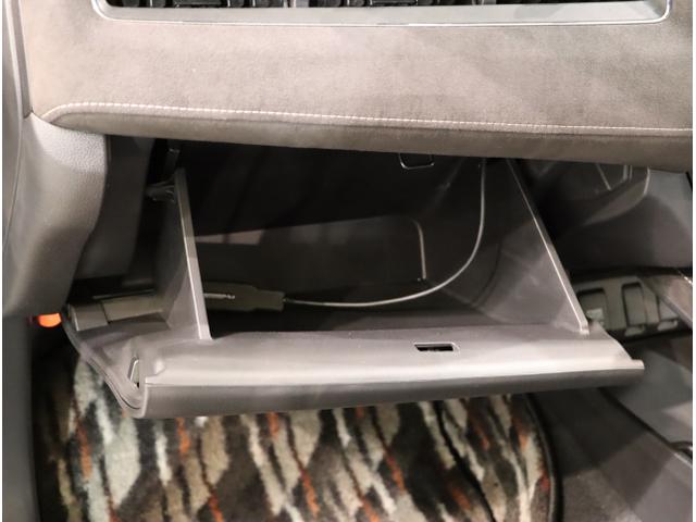 ヴェゼル ハイブリッドＲＳ・ホンダセンシング　ＥＴＣ付　サイドＳＲＳ　Ｒカメ　フルオートエアコン　ＵＳＢ接続　両席エアバック　スマキー　オートクルーズコントロール　衝突軽減ブレーキシステム　ＴＶナビ　横滑り防止（39枚目）