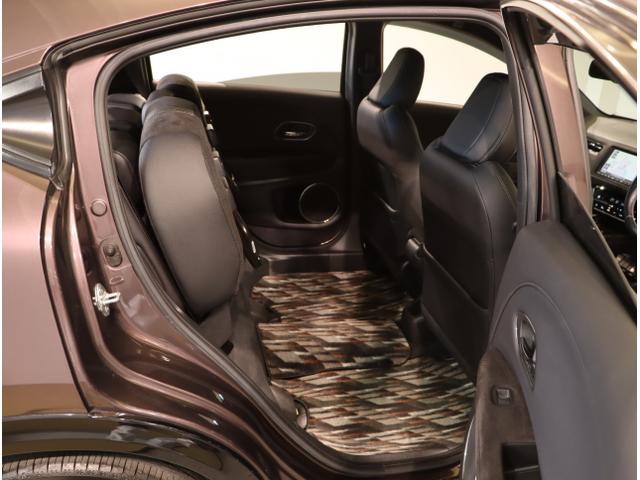 ヴェゼル ハイブリッドＲＳ・ホンダセンシング　ＥＴＣ付　サイドＳＲＳ　Ｒカメ　フルオートエアコン　ＵＳＢ接続　両席エアバック　スマキー　オートクルーズコントロール　衝突軽減ブレーキシステム　ＴＶナビ　横滑り防止（44枚目）