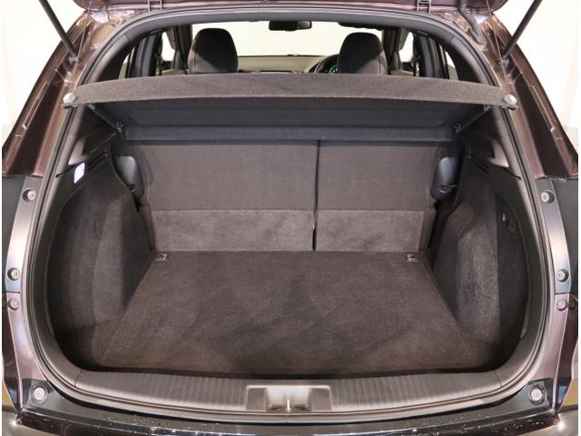 ヴェゼル ハイブリッドＲＳ・ホンダセンシング　ＥＴＣ付　サイドＳＲＳ　Ｒカメ　フルオートエアコン　ＵＳＢ接続　両席エアバック　スマキー　オートクルーズコントロール　衝突軽減ブレーキシステム　ＴＶナビ　横滑り防止（47枚目）