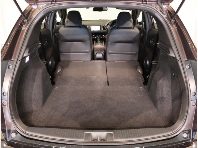 ヴェゼル ハイブリッドＲＳ・ホンダセンシング　ＥＴＣ付　サイドＳＲＳ　Ｒカメ　フルオートエアコン　ＵＳＢ接続　両席エアバック　スマキー　オートクルーズコントロール　衝突軽減ブレーキシステム　ＴＶナビ　横滑り防止（48枚目）