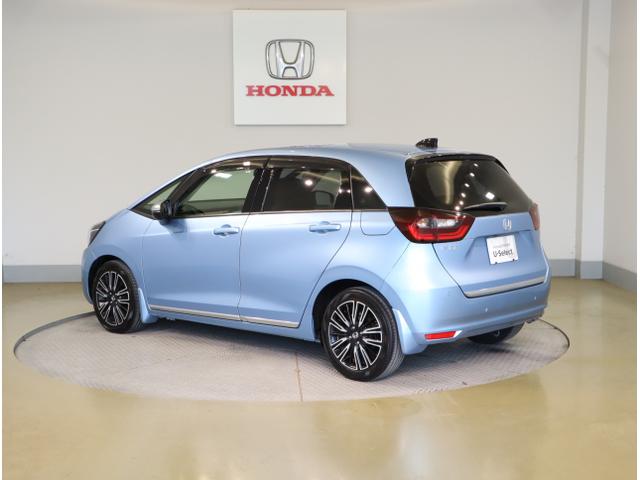 フィット リュクス Bカメ サイドエアバッグ 衝突軽減ブレーキ ETC車載器 クルーズコントロール 前席シートヒーター ドライブレコーダー パワステ LEDヘッドライト エアコン ABS Iストップ キーレス(5枚目)