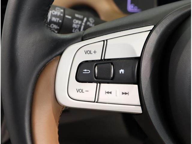 フィット リュクス Bカメ サイドエアバッグ 衝突軽減ブレーキ ETC車載器 クルーズコントロール 前席シートヒーター ドライブレコーダー パワステ LEDヘッドライト エアコン ABS Iストップ キーレス(32枚目)