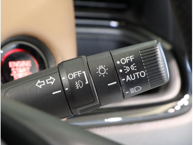 フィット リュクス Bカメ サイドエアバッグ 衝突軽減ブレーキ ETC車載器 クルーズコントロール 前席シートヒーター ドライブレコーダー パワステ LEDヘッドライト エアコン ABS Iストップ キーレス(33枚目)