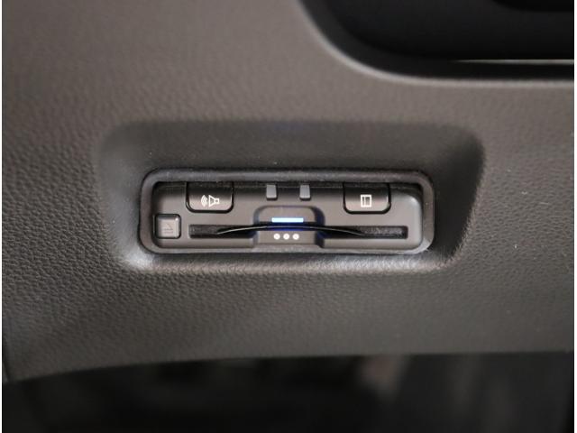 フィット リュクス Bカメ サイドエアバッグ 衝突軽減ブレーキ ETC車載器 クルーズコントロール 前席シートヒーター ドライブレコーダー パワステ LEDヘッドライト エアコン ABS Iストップ キーレス(34枚目)