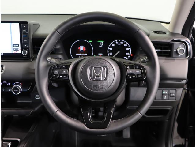 ヴェゼル ｅ：ＨＥＶＸ　前後障害物センサー　ＡＡＣ　イモビライザー　スマ－トキ－　誤発進抑制　ＰＷ　リアカメラ　クルコン　ＥＳＣ　ＥＴＣ装備　キーフリー　ＬＥＤヘッドランプ　ナビＴＶ　サイドカーテンエアバック（15枚目）