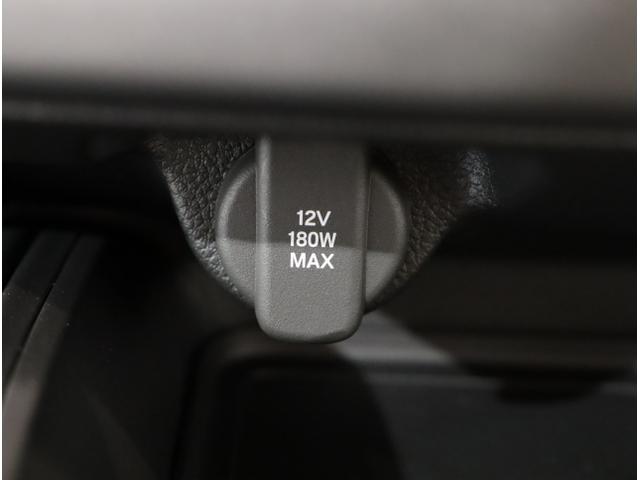 ヴェゼル ｅ：ＨＥＶＸ　前後障害物センサー　ＡＡＣ　イモビライザー　スマ－トキ－　誤発進抑制　ＰＷ　リアカメラ　クルコン　ＥＳＣ　ＥＴＣ装備　キーフリー　ＬＥＤヘッドランプ　ナビＴＶ　サイドカーテンエアバック（36枚目）