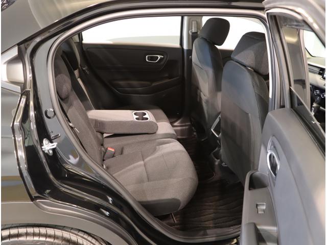 ヴェゼル ｅ：ＨＥＶＸ　前後障害物センサー　ＡＡＣ　イモビライザー　スマ－トキ－　誤発進抑制　ＰＷ　リアカメラ　クルコン　ＥＳＣ　ＥＴＣ装備　キーフリー　ＬＥＤヘッドランプ　ナビＴＶ　サイドカーテンエアバック（43枚目）