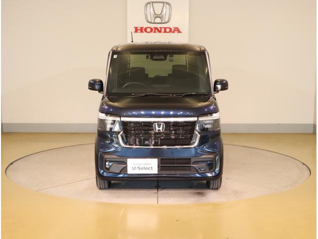 Ｎ－ＢＯＸカスタム ベースグレード　ＵＳＢ接続　ＣＭＢＳ　Ｄレコ　ベンチシート　オートエアコン　スマートキ　ＬＥＤ　盗難防止装置　クルコン　ＥＴＣ　バックカメラ　フルセグＴＶ　パワーステアリング　エアバッグ　ＥＳＣ（2枚目）