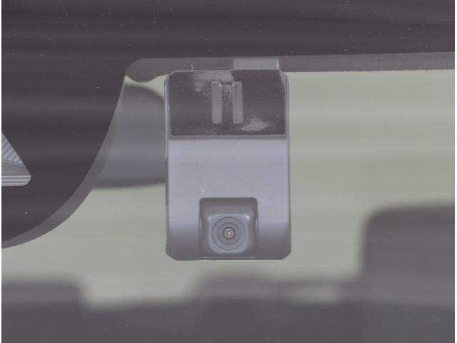 Ｎ－ＢＯＸカスタム ベースグレード　ＵＳＢ接続　ＣＭＢＳ　Ｄレコ　ベンチシート　オートエアコン　スマートキ　ＬＥＤ　盗難防止装置　クルコン　ＥＴＣ　バックカメラ　フルセグＴＶ　パワーステアリング　エアバッグ　ＥＳＣ（40枚目）