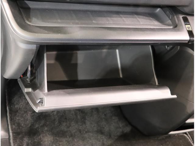 ステップワゴン ｅ：ＨＥＶスパーダ　マルチカメラ　デュアルエアコン　フルオートエアコン　ＥＳＣ　シートヒータ　オートライト　キーフリー　ＬＥＤヘッドランプ　イモビ　ＡＢＳ　スマートキ　ＵＳＢポート　ＥＣＯモード（39枚目）