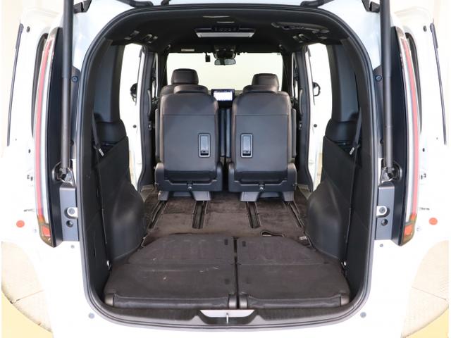 ステップワゴン ｅ：ＨＥＶスパーダ　マルチカメラ　デュアルエアコン　フルオートエアコン　ＥＳＣ　シートヒータ　オートライト　キーフリー　ＬＥＤヘッドランプ　イモビ　ＡＢＳ　スマートキ　ＵＳＢポート　ＥＣＯモード（48枚目）