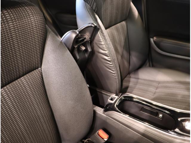 ヴェゼル ハイブリッドＸ・Ｌパッケージ　ナビ＆ＴＶ　Ｒカメラ　フルタイム４ＷＤ　Ａストップ　盗難防止システム　ＬＥＤライト　シートヒータ　キーレス　オートクルーズコントロール　サイドＳＲＳ　ＶＳＡ　エアコン（41枚目）