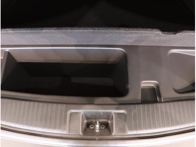 ヴェゼル ハイブリッドＸ・Ｌパッケージ　ナビ＆ＴＶ　Ｒカメラ　フルタイム４ＷＤ　Ａストップ　盗難防止システム　ＬＥＤライト　シートヒータ　キーレス　オートクルーズコントロール　サイドＳＲＳ　ＶＳＡ　エアコン（49枚目）