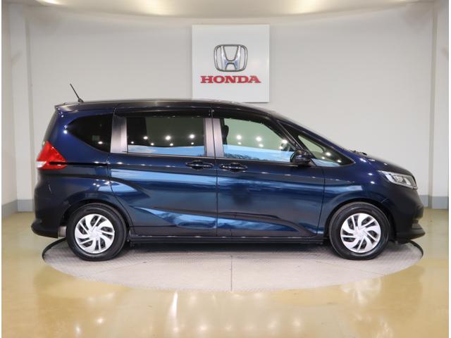 フリード+ G・ホンダセンシング プリクラッシュ Bモニター 両側オートスライドドア パワーウインド スマートキー 両席エアバック 前席シートヒーター PS フルセグ アイドリングS 盗難警報装置 クルコン(8枚目)