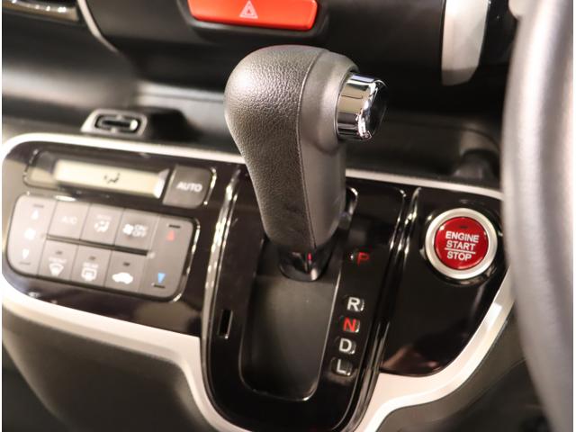 Ｎ－ＢＯＸカスタム ＧＳＳパッケージ　両側パワ－スライドドア　ＴＶナビ　スマ－トキ－　Ｂカメ　エアコン　ＥＳＣ　Ａ－ＳＴＯＰ　盗難防止システム　パワーウィンドウ　運転席助手席エアバッグ　ＤＶＤ　ＡＢＳ　キーレス（17枚目）