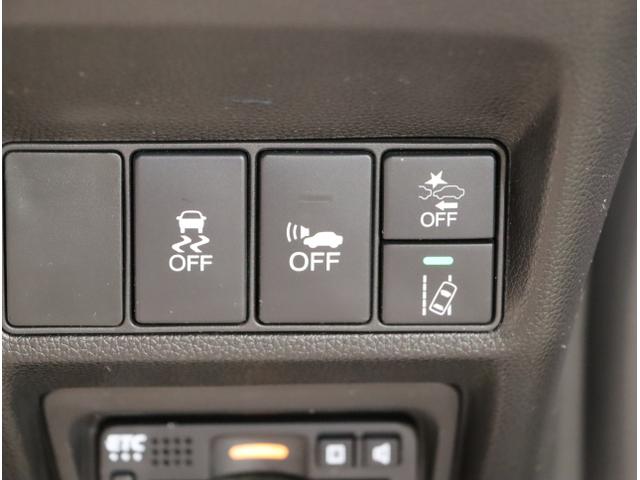 ステップワゴンスパーダ スパーダハイブリッドＧホンダセンシング　ＣＭＢＳ　リヤカメラ　スマキー　Ａストップ　ＥＳＣ　ＵＳＢ入力　両側自動ドア　オートエアコン　ＬＥＤヘッドライト　クルーズコントロール　地デジ　ドラレコ付き（30枚目）