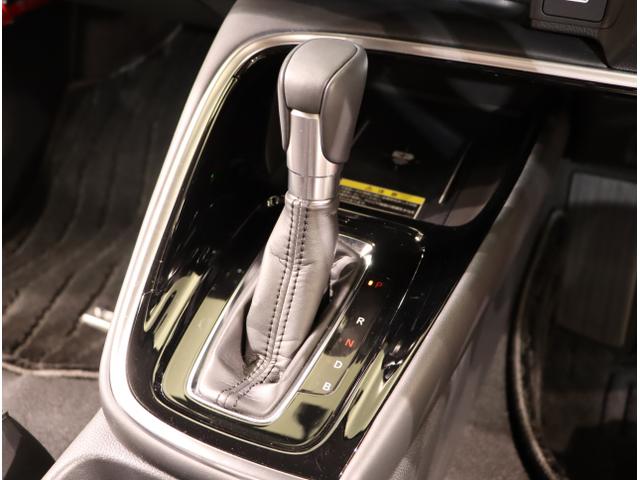 ヴェゼル e:HEVZ 衝突回避支援ブレーキ機能 パノラミックビューモニター スマキ Pトランク フルオートエアコン Dレコ エアバッグ 両席エアバック パワーウィンドウ LEDランプ ソナー クルーズC(17枚目)